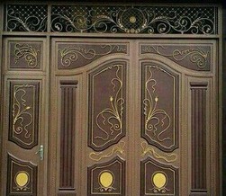Jigarrang naqshli darvoza