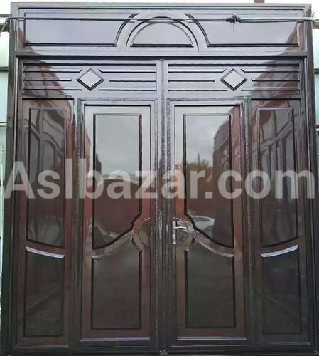 Dark brown gate