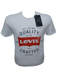 Yozuvi bor "Golden & Generosity" futbolkalari