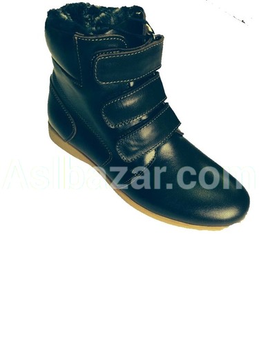 Model number 065 upper material natures. Leather Lining Fur Sole isskust TEP method of fastening adhesive Sizes 30-39